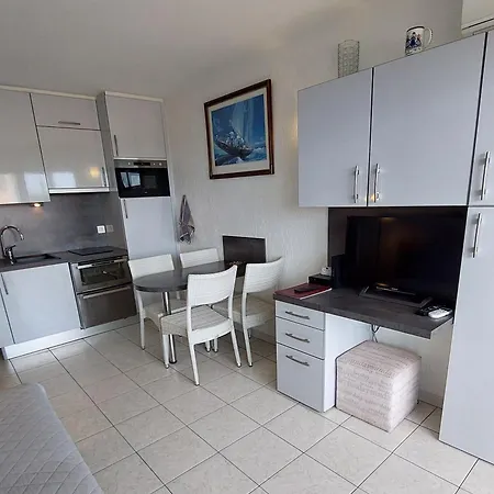 Port Vauban Vue Port Excellente Situation Climatise Fibre Lägenhet *